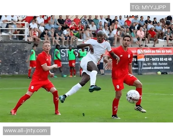 前进之鹰及埃德瓦德森就嘲讽斯蒂勒事件正式道歉