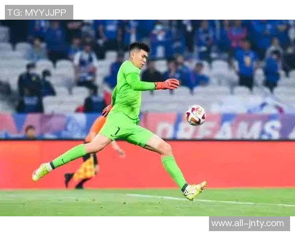 上海申花U19梯队小将程添乐成功入选U19国足集训名单展现潜力与希望